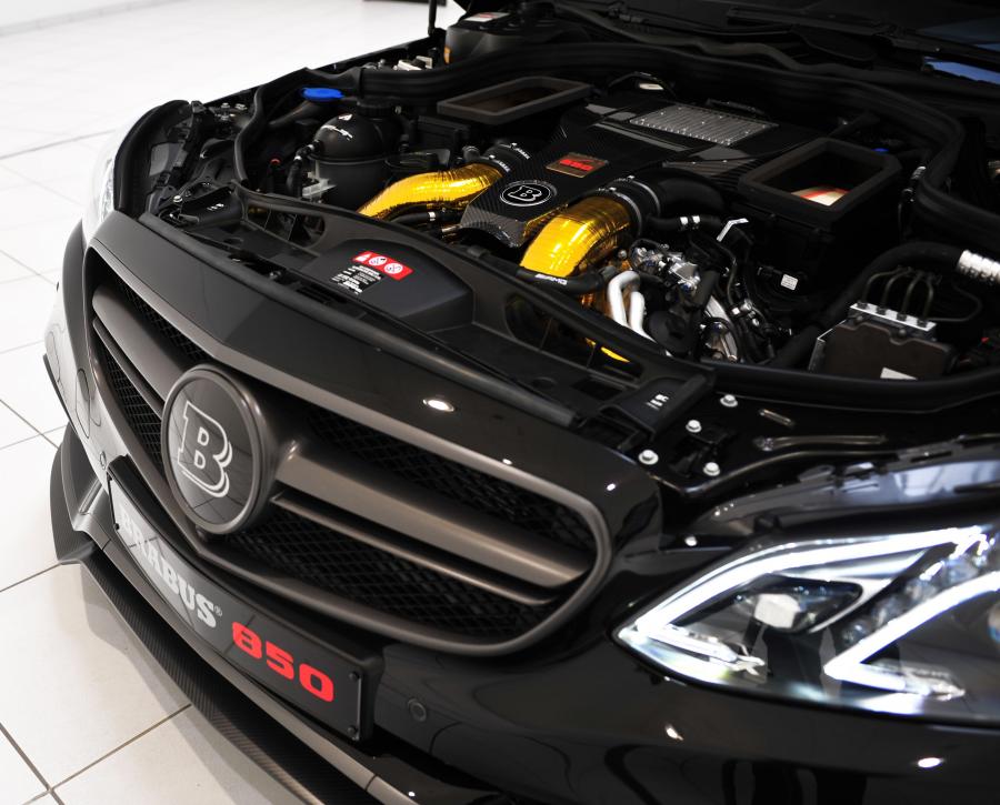  Mercedes-Benz E63 AMG by Brabus 2014 года  (фото 19 из 65)